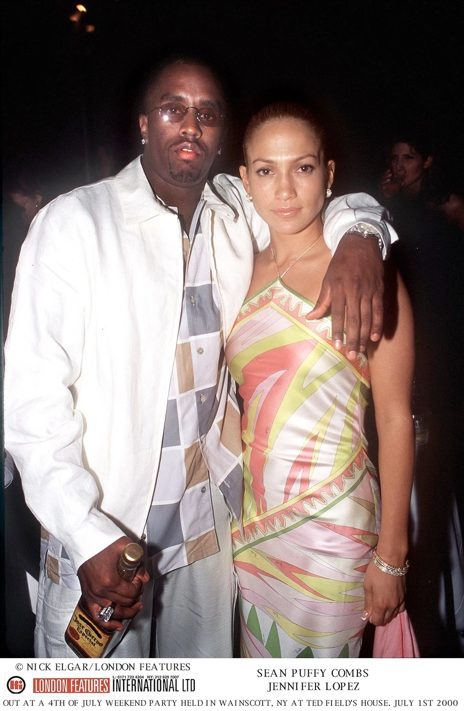 Az akkor Puff Daddy néven futó Sean Combs már akkoriban is összeütközésbe került a törvénnyel, de segített beindítani Lopez karrierjét