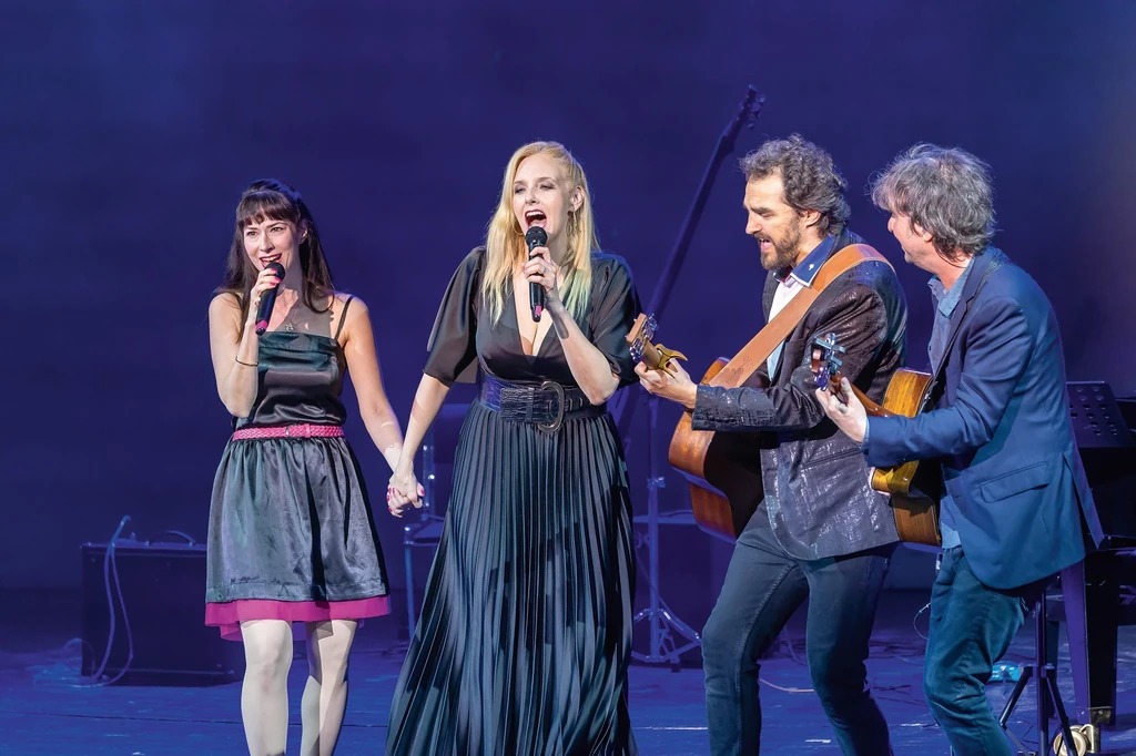 Az esten Peller Anna és Dolhai Attila is fellépett