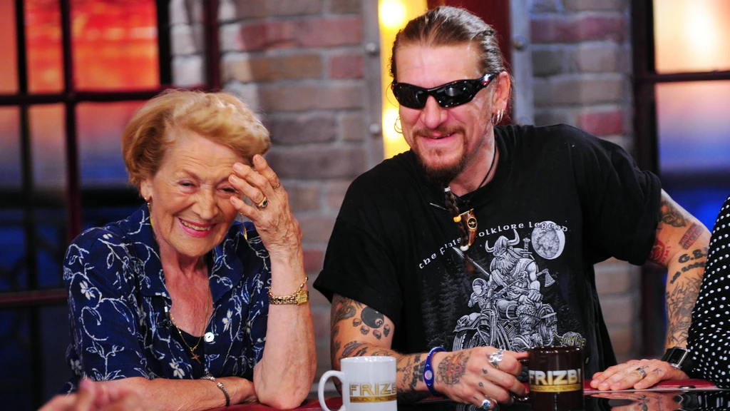 Ganxsta Zolee (Zana Zoltán) és édesanyja Kassai Ilona