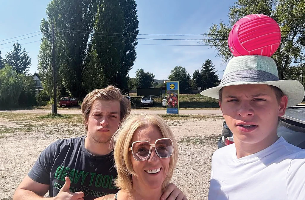 Fiai véleménye fontos Anikó számára