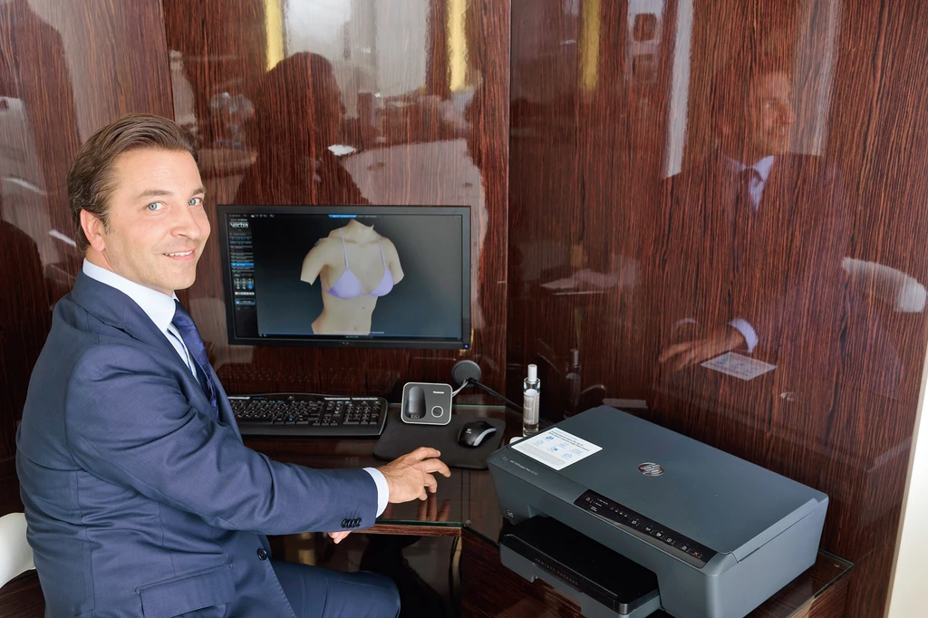 Számos híresség feküdt már a kése alá (Fotó: Schumy Csaba/fotocentral.hu)