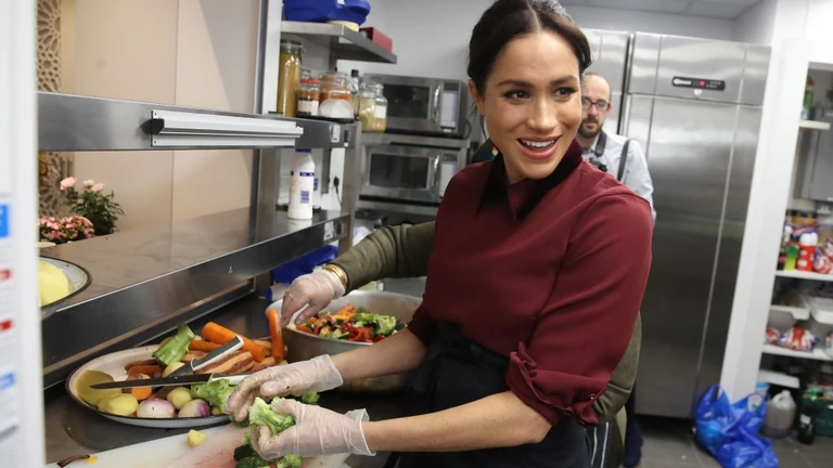 Fogy a pénz? Meghan Markle már főzős tévéműsorokban vállal zsűrizést