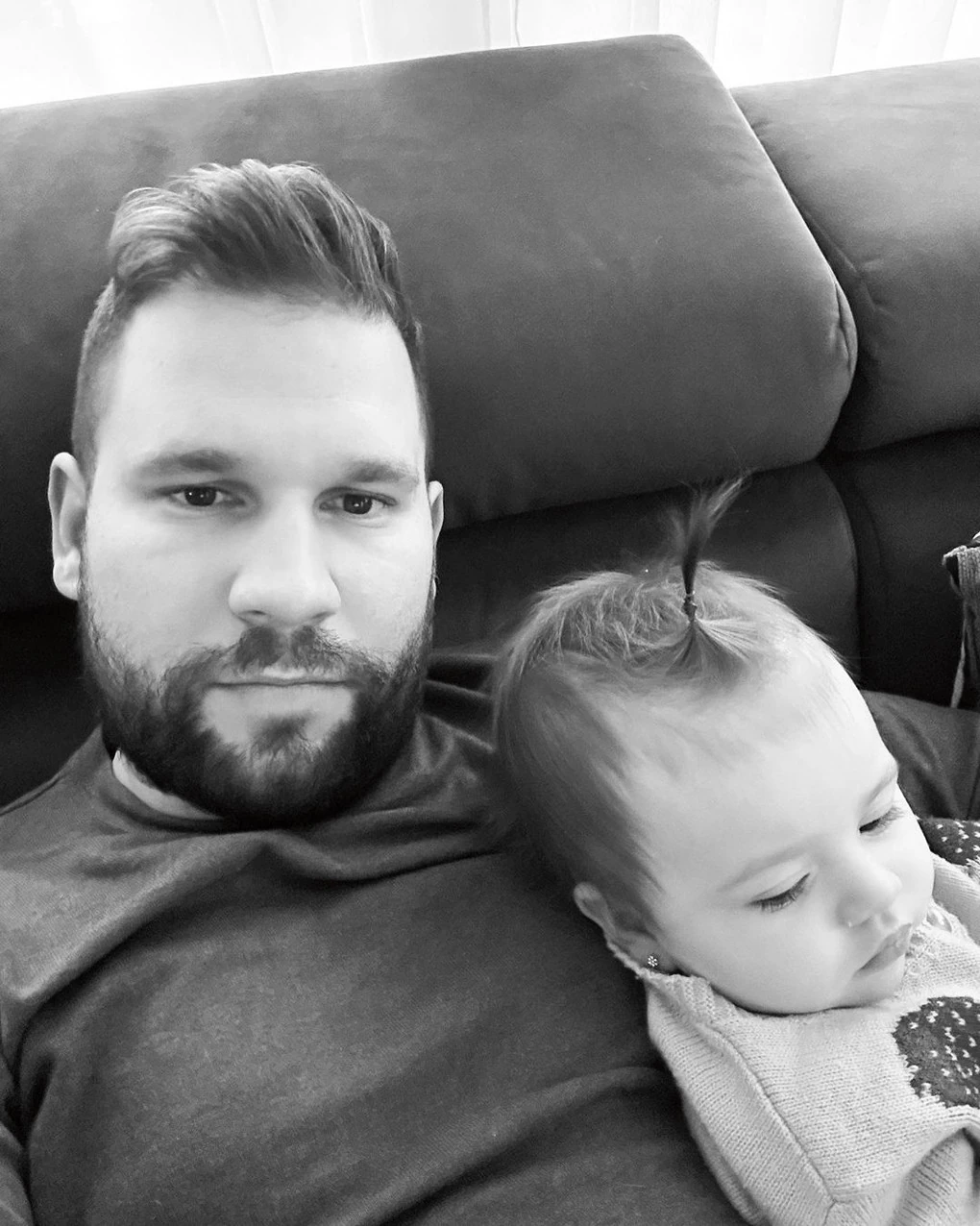 Jenő Kamival, amíg anyu vásárol (Fotó: Archív)