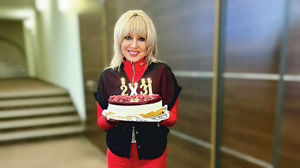 Szinte hihetetlen, amit a számok mutatnak a szülinapi tortán (Fotó: Archív)