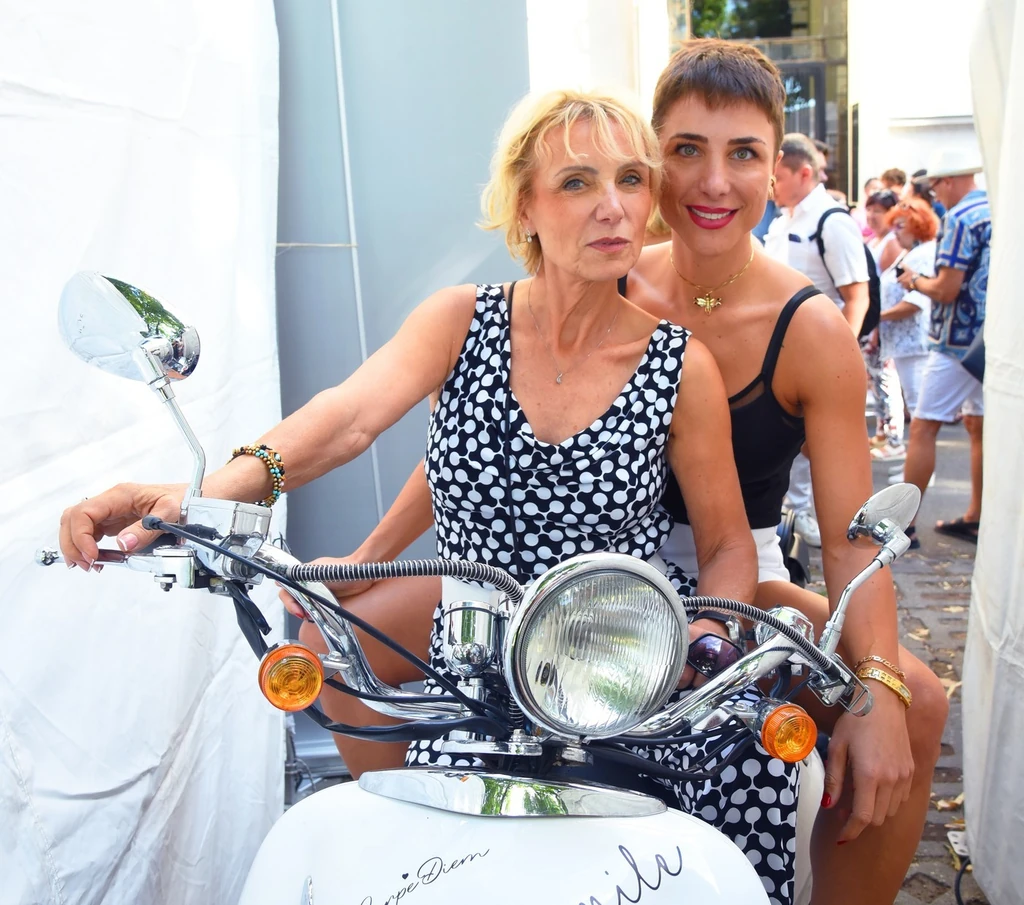 Tallós Rita és lánya, Barbinek Paula