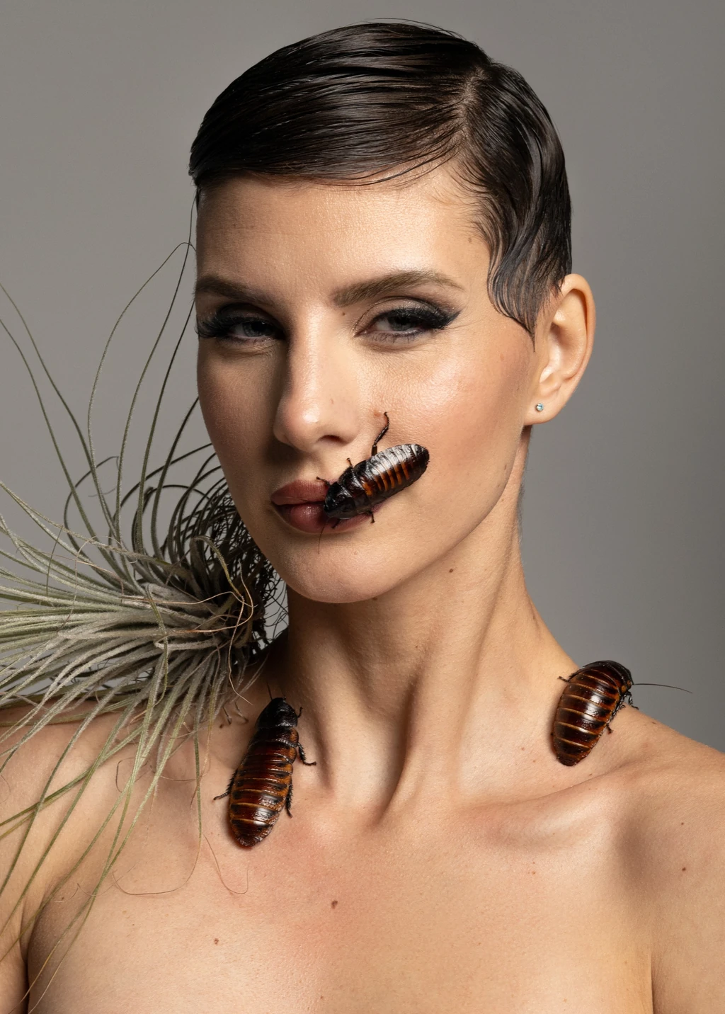 Papp Gabi a Next Top Model Hungaryban több feladatra is majdnem nemet mondott. A csótányokat végül bevállalta, de az aktfotózást megtagadta