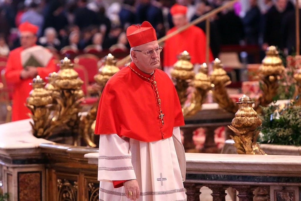 Erdő Péter bíboros a Szent Péter-bazilikában