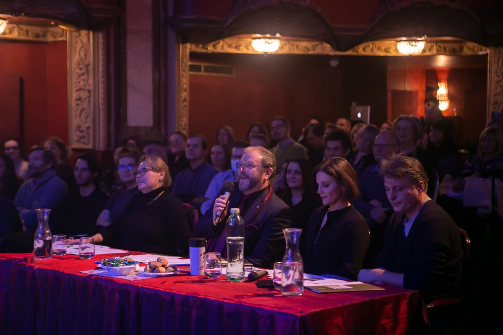 Polyák Lilla és Homonnay Zsolt egy zsűriben foglalt helyet (Fotó: Operettszínház)