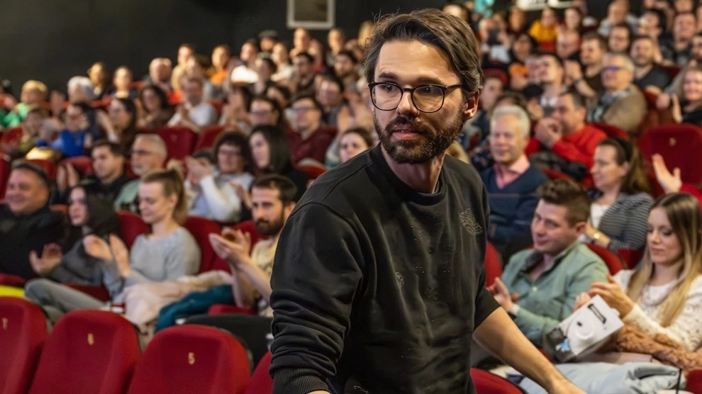 Fazekas Máté Bence forgatókönyvíró családjában is vannak Bróker Marcsi károsultak