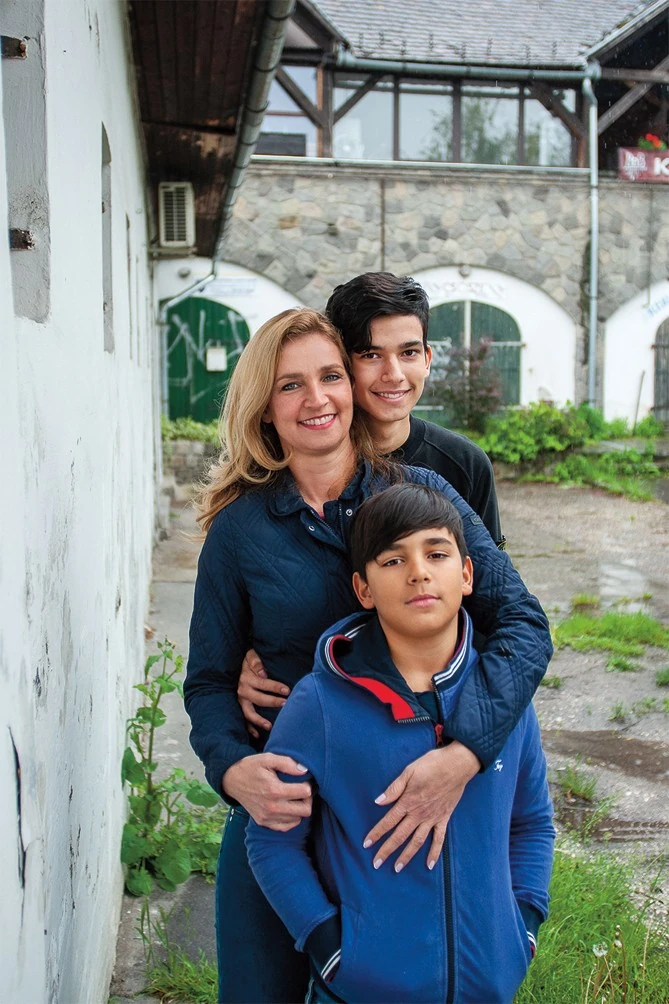 Nagyon büszke a fiaira (Fotó: Fülöp Dániel/fotocentral.hu)