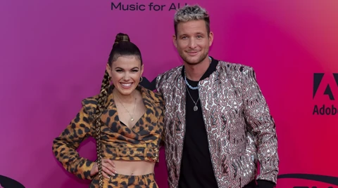 Csobot Adel Istenes Bence