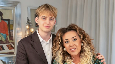 Tóth Ildikó és fia, Maxim