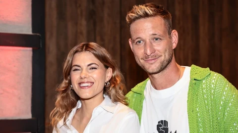 istenes bence csobot adel