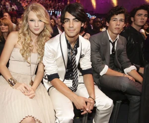 Taylor Swift és Joe Jonas