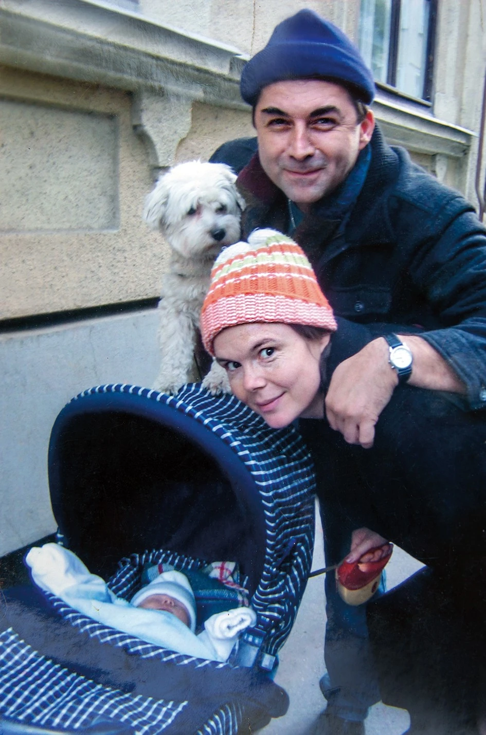 A boldog fiatal szülők (Fotó: Birton Szabolcs/fotocentral.hu)