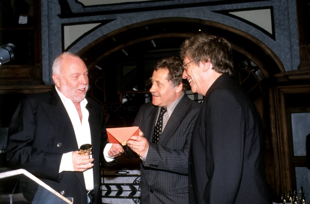 Andy Vajna, Koltai Róbert és Kern András (Fotó: Story-Best Archívum/fotocentral.hu) 