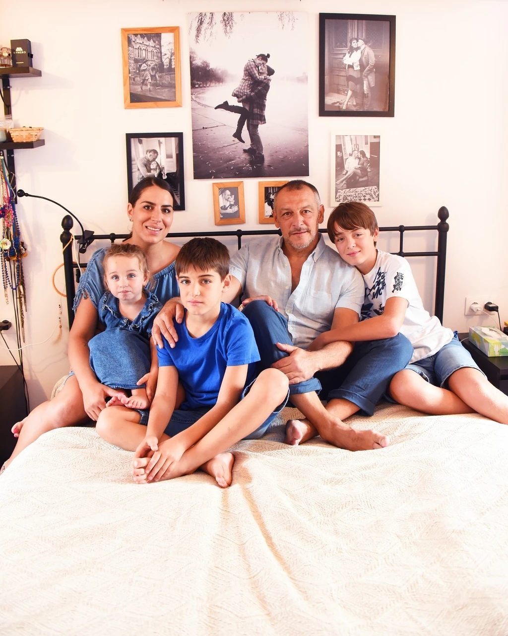 A Czutor család: Zsani, Franciska, Miksa, Zoli és Simon