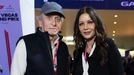 Álomszép luxusvillában él Catherine Zeta-Jones és Michael Douglas: saját uszodájuk is van az otthonukban 