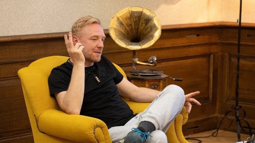 Bereczki Zoltán magánéletében nehézségek léptek fel, a színpadon pedig szakmai kihívások előtt áll