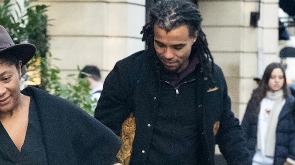 40 esztendős brit rapper, egyben aktivista Akala művésznéven tevékeny