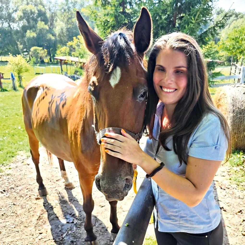 Pufival nagy köztük a szerelem