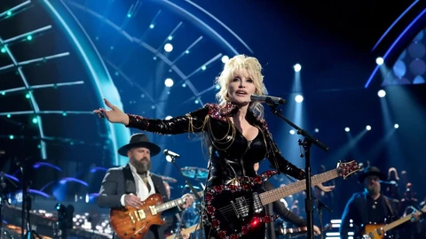 Dolly Parton a halála előtt néhány nappal még arról álmodozott, hogy újra színpadra léphet