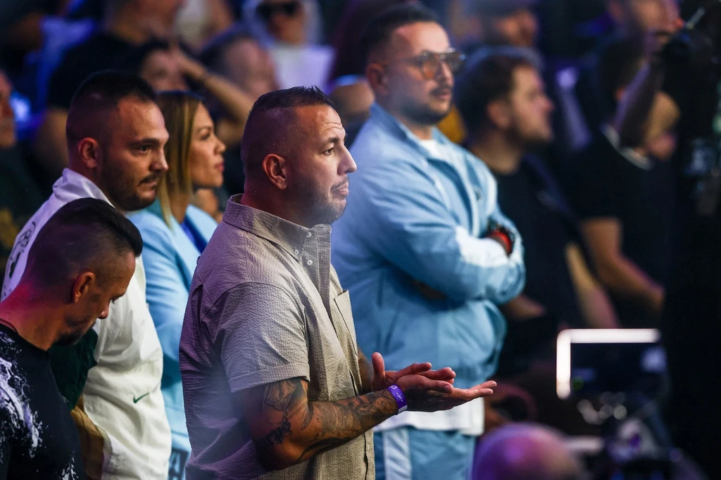 Majka és Curtis együtt szorítanak Torghelle Sándorért (Fotó: Trenka Attila/fotocentral.hu)