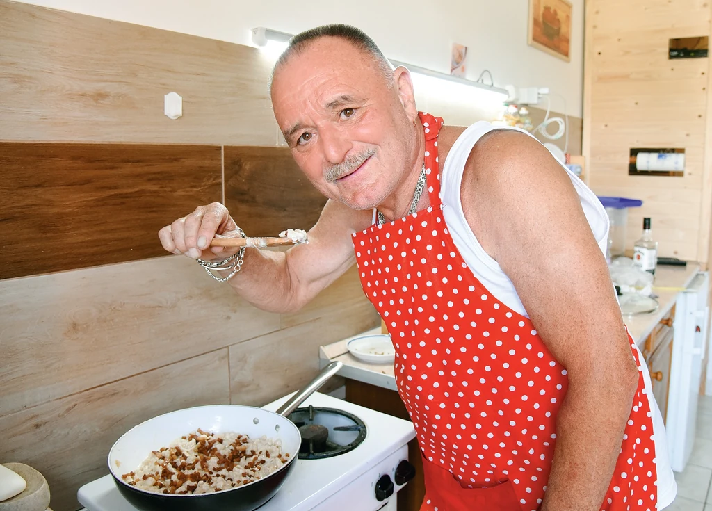 Gyakran főz a családjának