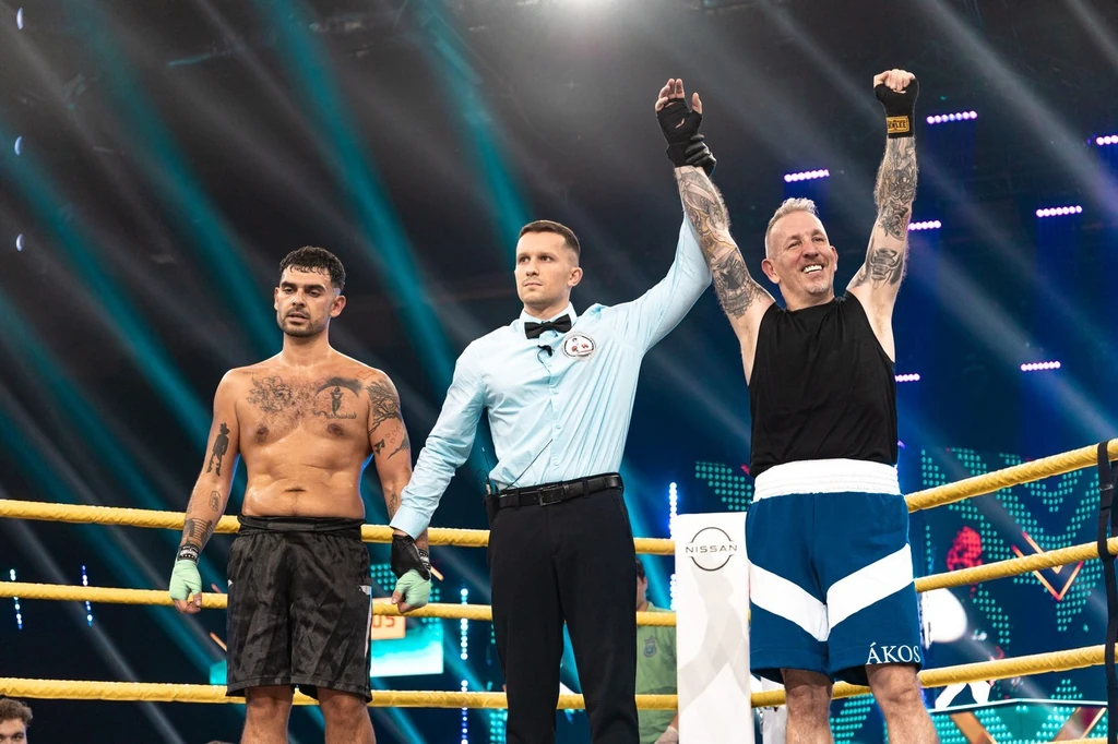 Amikor a Sztárboxban kihirdették Ákos győzelmét, még nem tudták, mennyire nagy a baj (Fotó: RTL)