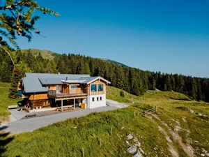 Knappenhutte_aussen_nah(c)HenryWelisch