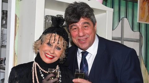 esztergalyos cecilia nemcsak karoly