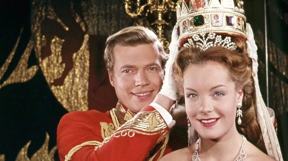 A Ferenc Józsefet alakító színésznek borotválkoznia kellett