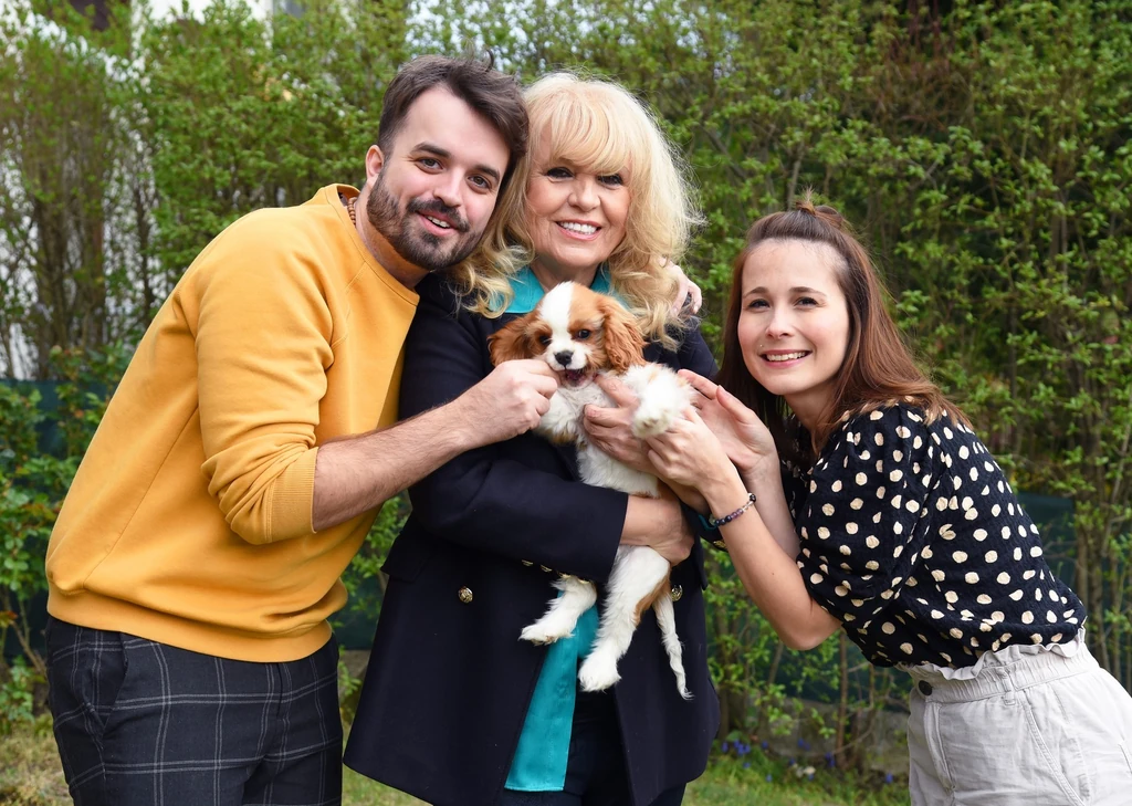 Csepregi a fiával és a menyével, akit lányaként szeret