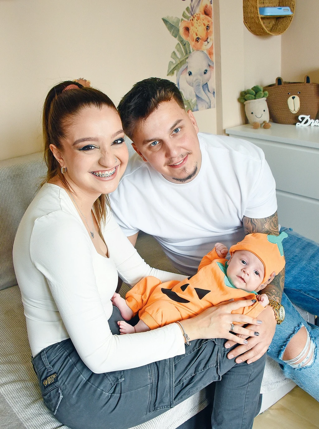 Patai Anna a férjéével és kisfiával, a két Bencével