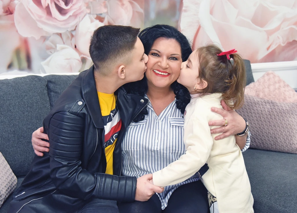 Unokáival: Jánossal és Elizabethtel (Fotó: Olajos Piroska)