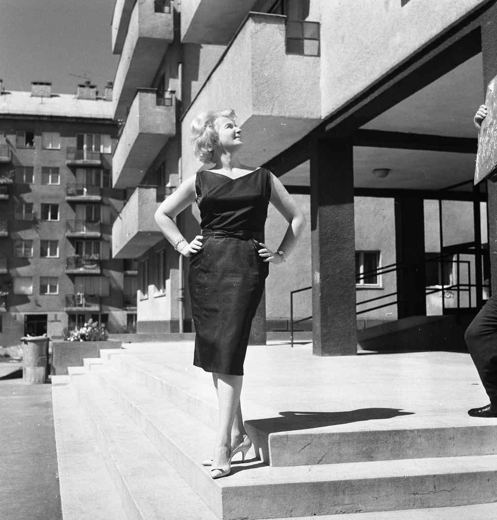 Petress Zsuzsában egyszerre volt jelen a klasszikus filmsztárok eleganciája és az a közvetlenség, amely miatt a nézők úgy érezték, mintha személyesen is ismernék