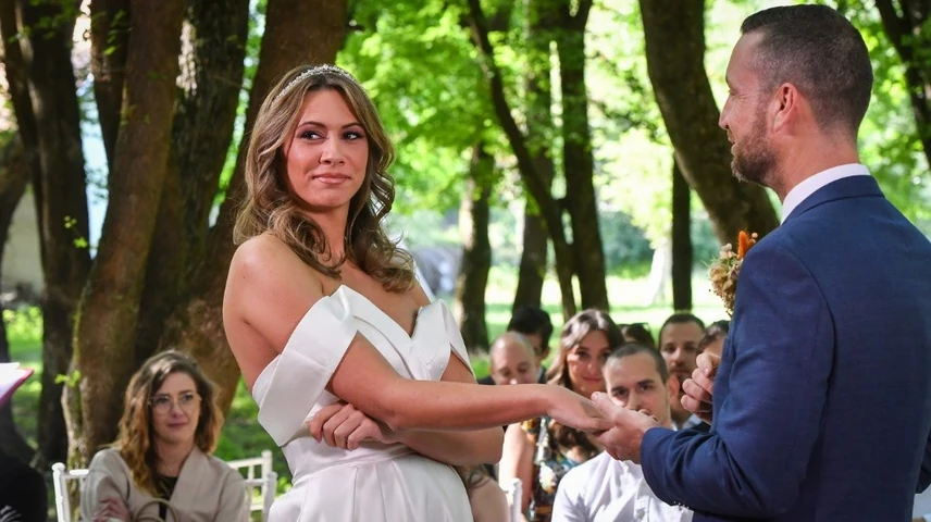 Hazassag_elso_latasra