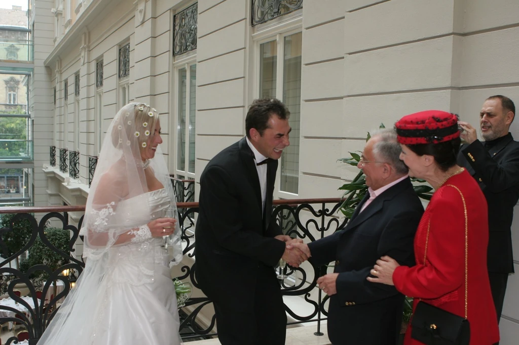 2005-ben Vitray Tamás (akkori felesége, Kállay Bori társaságában) ott volt Marsi Anikó és Palik László esküvőjén (Fotó: Nagy Zoltán/fotocentral.hu)