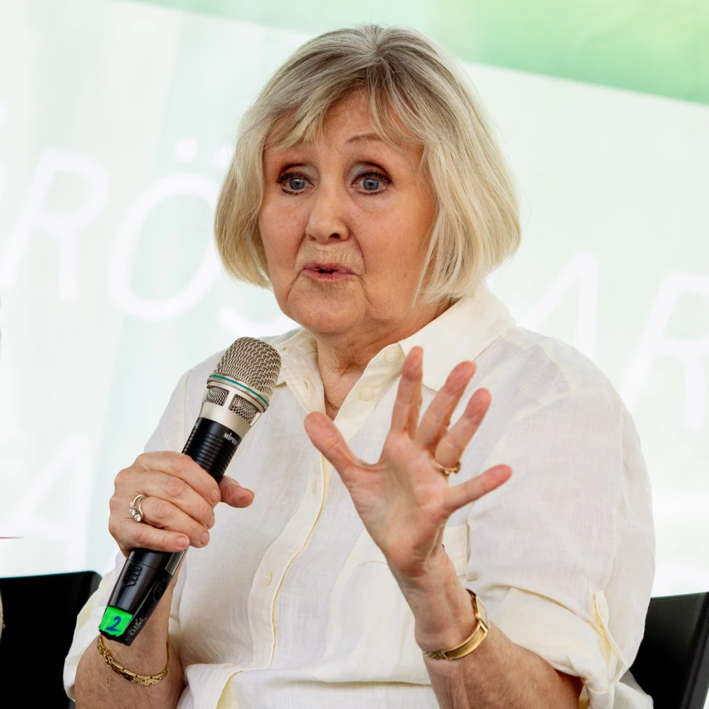 Halász Judit ledöbbent az arcképével és hangjával készült videón