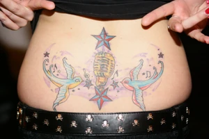 Tóth Gabi tetoválása