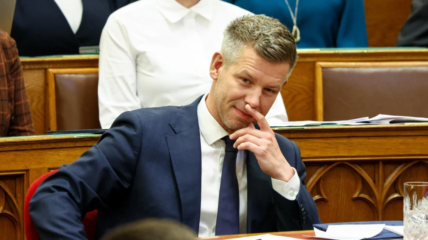 Magyar Péter a legszexibb közéleti személyiség egy friss szavazás szerint