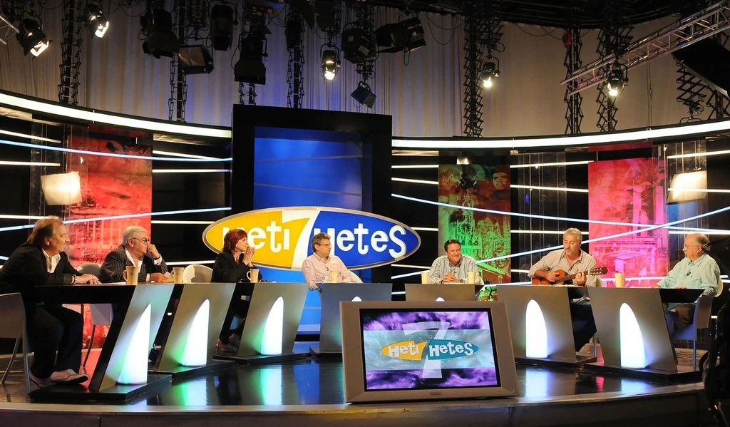A Heti Hetes című tévéműsor jubileumi felvétele (Fotó: Tóth Beáta/fotocentral.hu)