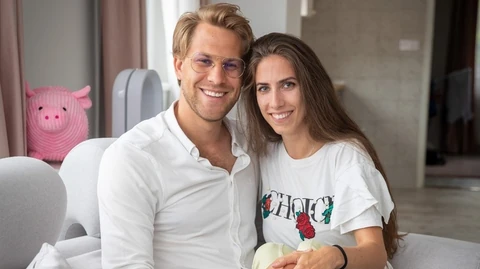 Henry Kettner es Rebeka 2