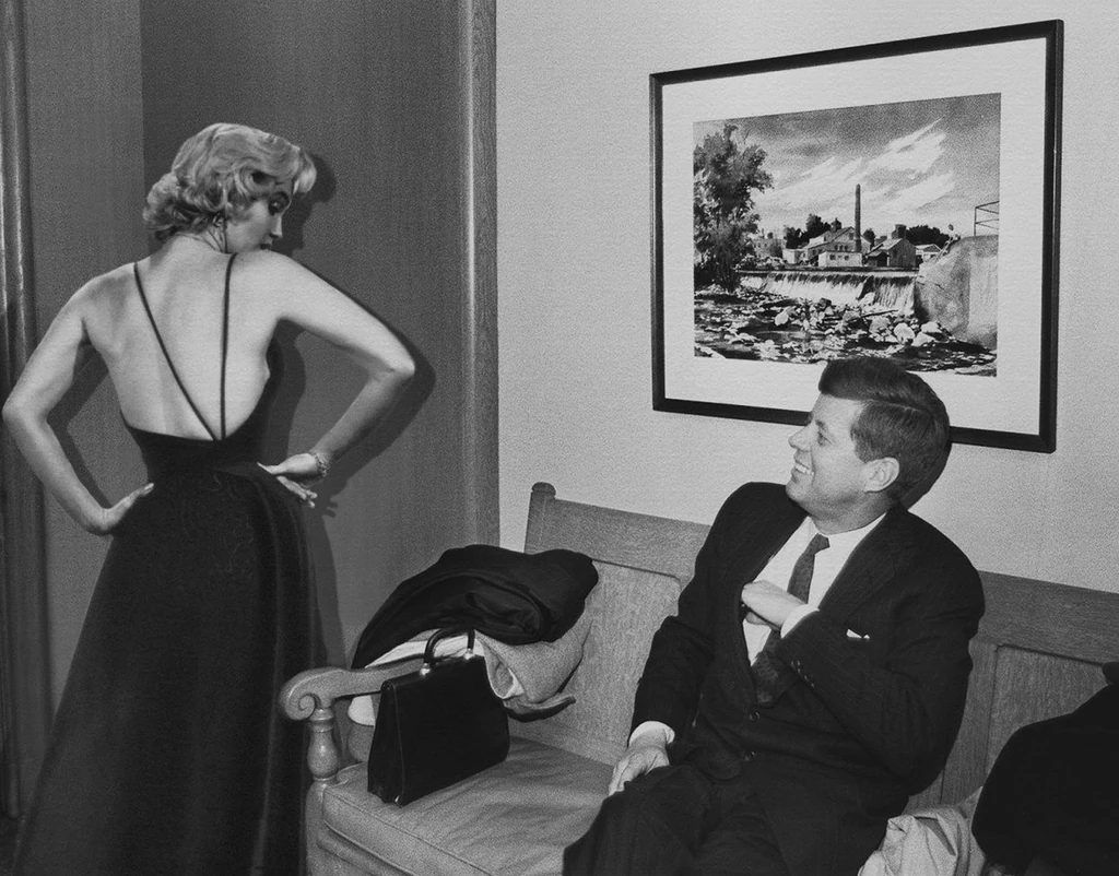 Állítólag gyengéd szálak fűzték John F. Kennedy elnökhöz