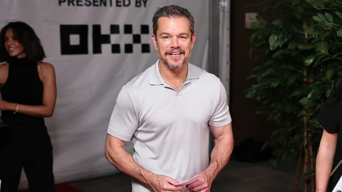 Matt Damon rendkívül szigorú diétát és edzéstervet követett, hogy hiteles Odüsszeusz legyen. Több jelenetben pedig egy nő helyettesítette