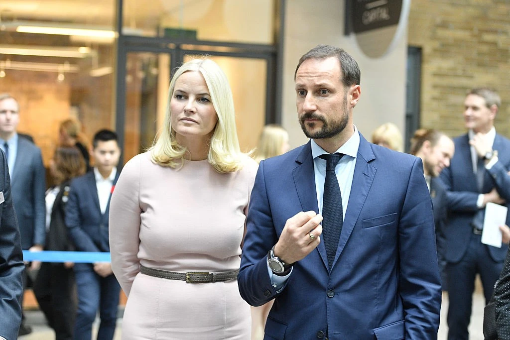 Haakon trónörökös és Mette-Marit