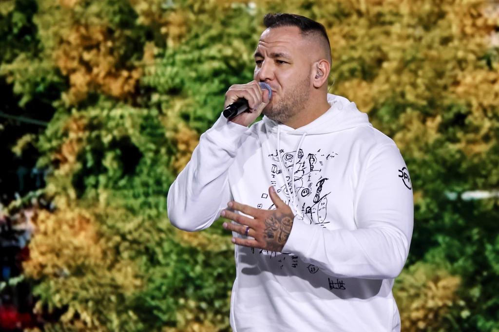 Curtis állítása szerint 2020 óta készül a róla szóló dokumentumfilm