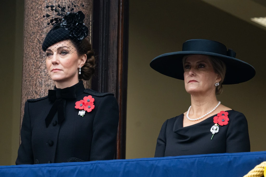 Katalin hercegné II. Erzsébet királynő helyén állt