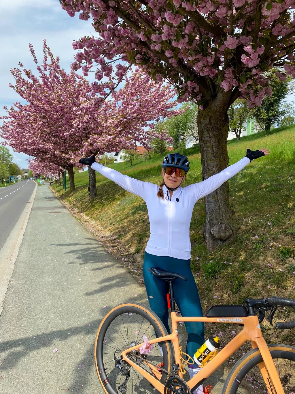 Marcsi a napokban kerékpáros műsort is indított (Fotó: Archív) 