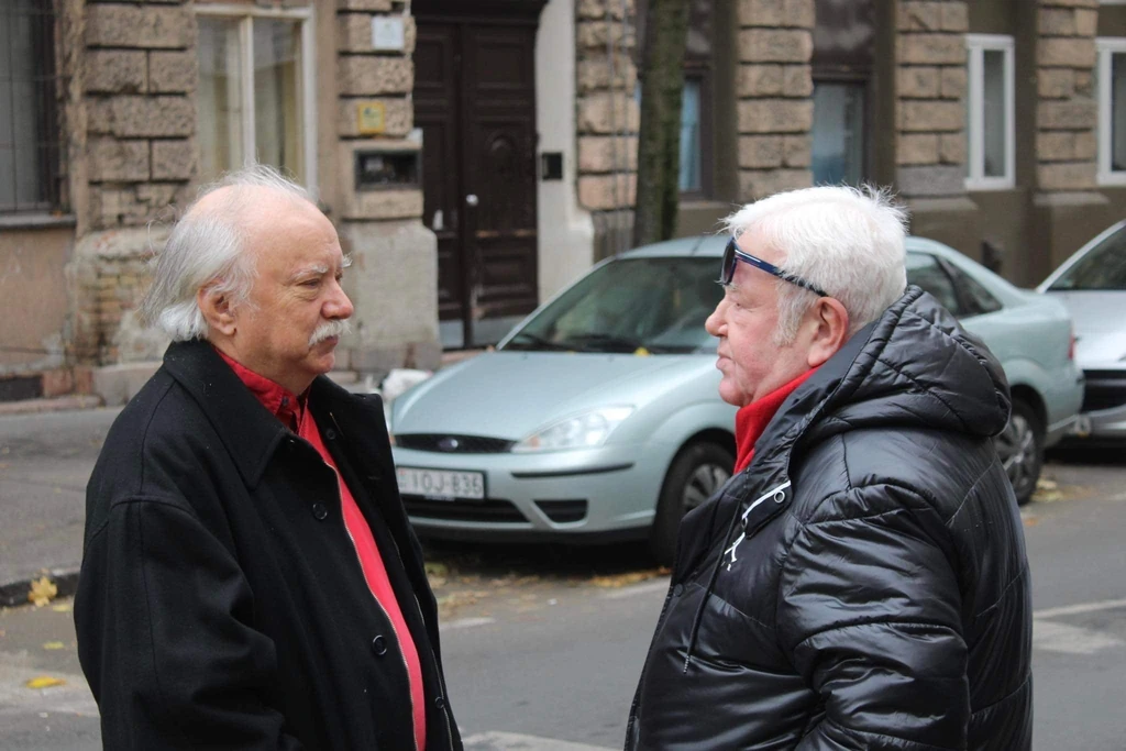 Farkasházy Tivadar és  Gálvölgyi János a ceremónia előtt beszélgettek egymással (Fotó: Baku György)